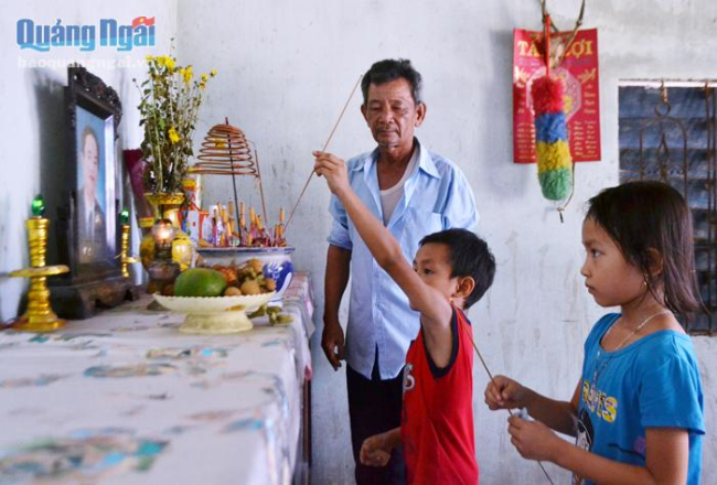 Xót thương hoàn cảnh hai cháu mồ côi