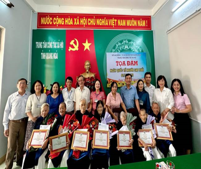 Người cao tuổi luôn được phát huy và chăm sóc toàn diện tại Trung tâm Công tác xã hội tỉnh Quảng Ngãi